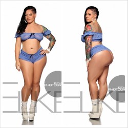 elkestallion:  More new FYAAAAHHH by @kemwestphoto #cokebottle