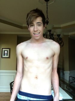 iaib:  Topless Tuesday :) 