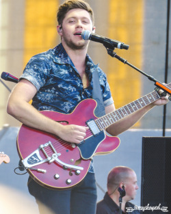 amyshaped:  Niall Horan  - iHeartRadio Daytime Village - Las