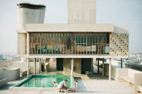 deep-space-mining-ship:  Cité Radieuse, Le Corbusier, Marseille 