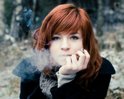 (more girls like this on http://ift.tt/2mVKSF3) Beautiful smoker