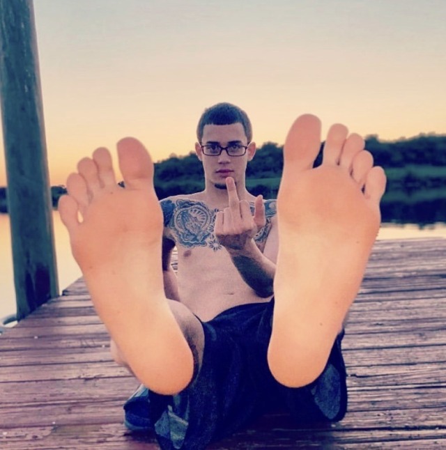 feetman80-deactivated20220409:
