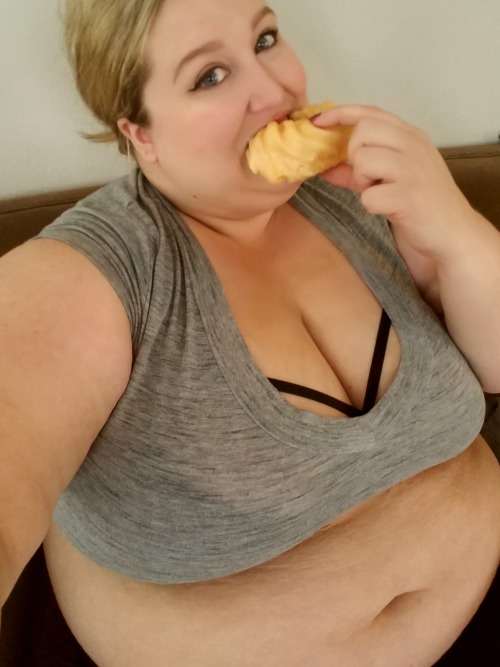 softnheavy:Last month I had a very indulgent morning, but forgot to share. Donut body 