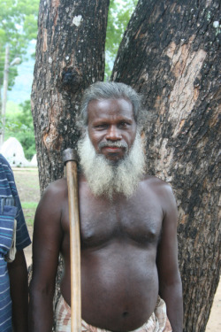 yearningforunity:  A Veddha man, one of the indigenous people