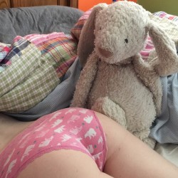 thedaddyshow:  Good morning little bunny.