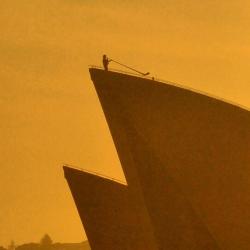 Rise up (Arkady Shilkloper plays ”Dawn Calling” on a Swiss Alpenhorn atop the Sydney Opera House)