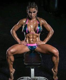 muscular-female-calves.tumblr.com/post/155686776388/