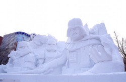 Japanese Army Builds Gigantic Star Wars Snow Sculpture Alice