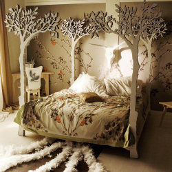 wickedclothes:  Apple Tree Canopy Bed Handmade to measurements.