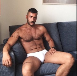 hrryhardon:  grade-a-beef:  insta-hunk:  Instagram: @emilianolazzarotto