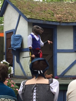 englishwerewolf:My favourite picture from the Ren Faire I went