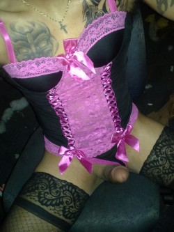 sissyboicharlie:  Omg iwant that outfit love it 