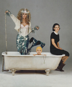 theaterforthepoor:Cher, Christina Ricci and Winona Ryder in “Mermaids”