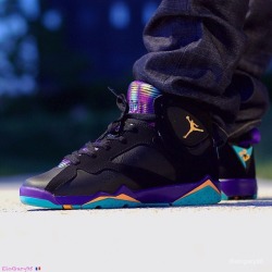 kickzzondeck:  Air Jordan 7s “Lola Bunny” 🌉🏊🎐💜💥🎁🍭🍡