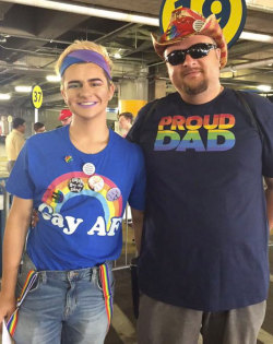 pr1nceshawn:  Parents Supporting Their LGBT Kids During Pride