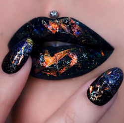 nailpornography:black opal lips & nails