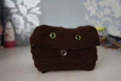 thatcrochetnerd: Mimic Dice Bag  I made a mimic dice bag to house