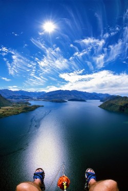 whatzyourfantazy:  Paragliding In New Zealand 