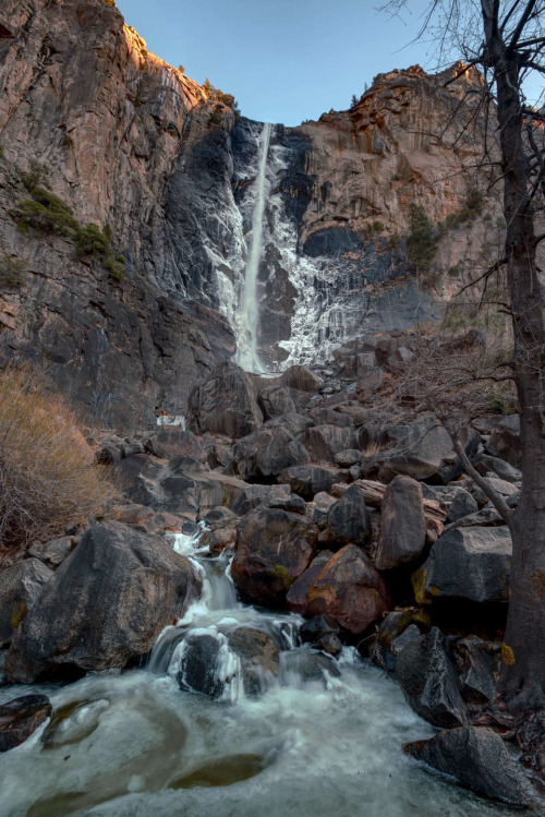 oneshotolive:  An icy Bridal Veil Falls in Yosemite [OC] [1341x2010]