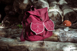 silencingthedrums:  frozencrafts:   LeaflingBags I have one of