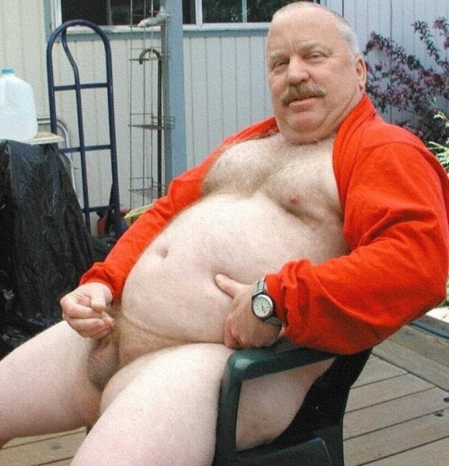 Wow, hot daddy! :)