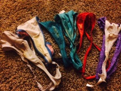 worndirtypanties:  Submission: “My girlfriends dirty thongs.
