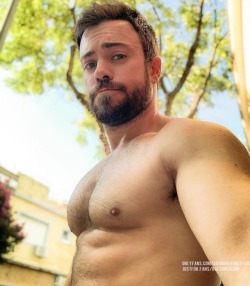 beardburnme2:  Balvarezladd Twitter 