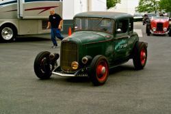 Pin Ups, Rat Rods and Hot Rodz