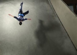 kungfumasters:  All kinds of parkour movements for you! So amazing!!