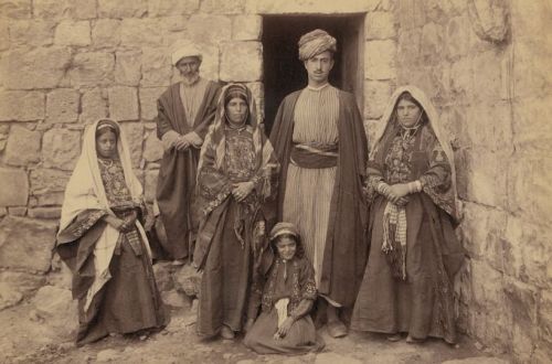 Palestinian family of Ramallah, Palestine 1900-1910. Nudes &