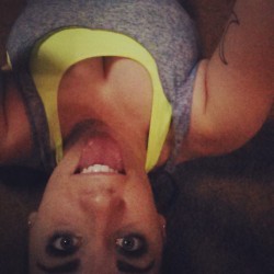 tospendalifeofendlessbliss:  Bored, waiting to workout 