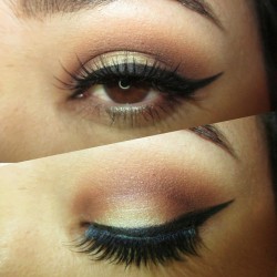 makeuploveart:  Trade baby blues for wide eyed browns IG: Makeuploveart