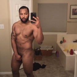 musclebruh: bonermoaneryes:  Chris Johnson Houston Tx  DAMN CHRIS