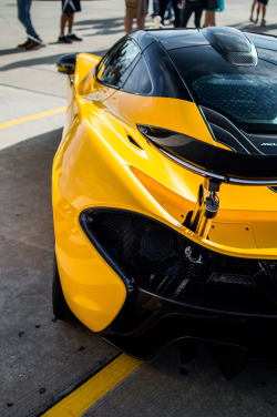 captvinvanity:  McLaren | Photographer | CV