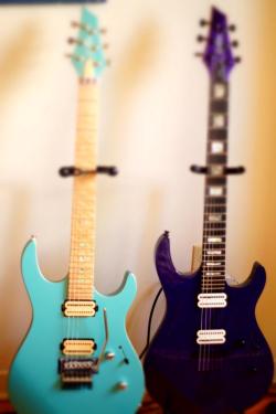 guitar-porn:  Rhapsody In Blue. This beautiful pairing of twin