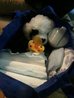 babyrobotfeet:  Diaper bag is packed â€¦. ready for the drive-in movie date with mommy :)