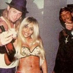 cocaine-tokyo:  lilkimuk:  Throwback: Lil’ Kim, Kid Rock &