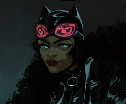 nojuro:black catwoman? m mmMM m                    