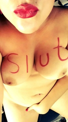 dumbbigtittedslut: Sir wanted me to submit to you and show you