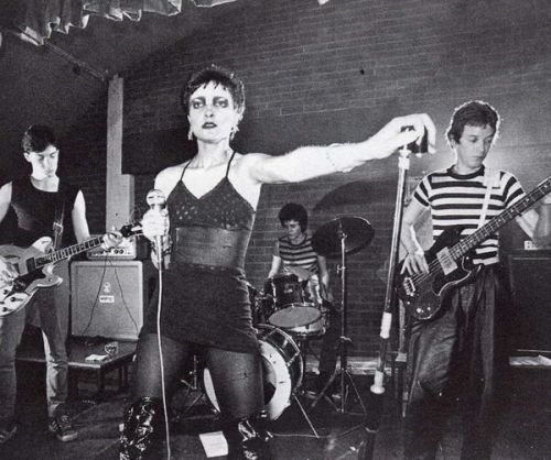Siouxsie & The Banshees, 1977 Nudes & Noises  