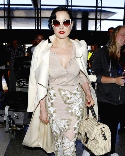 queenofburlesque:  Dita Von Teese at LAXMay 20, 2014 