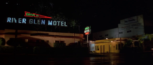 movies-as-photographs:  Pulp Fiction (1994, USA)  Director: Quentin TarantinoCinematographer: Andrzej Sekula 