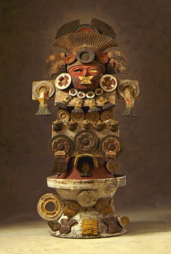 tlatollotl:  Censer of Fire God Quetzalpapalotl. Mexico, Teotihuacan,