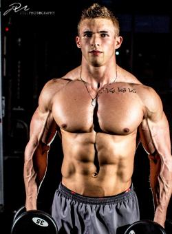 mitos:  Pete Guthro by JTL Photography (2013) (via)