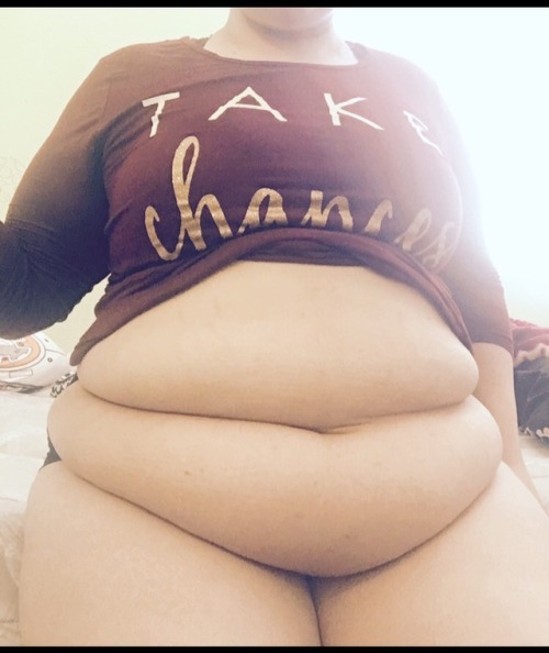 tumblr photo allyouneedisbellies 0