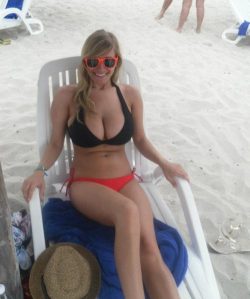 bikiniboobsbutts:  Awesome Busty Beach Girls 