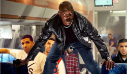 fariharoisin:  DRAKES ON A PLANE 