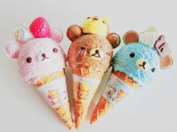 care4baby:   this would be fun to make at a party, get all the bits and bobs together and let everyone make their own teddy ice cream. Iâ€™ve seen some AB parties go into meltdown because everyone was too hot and bored. This solves the problem 2 in 1