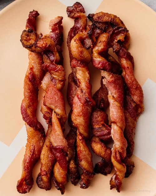 yummyinmytumbly:Twisted Bacon