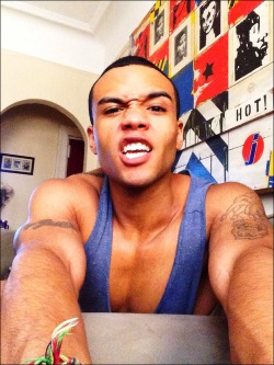 savvyifyanasty:  Poison18.tumblr.com > so cute:)  Follow me
